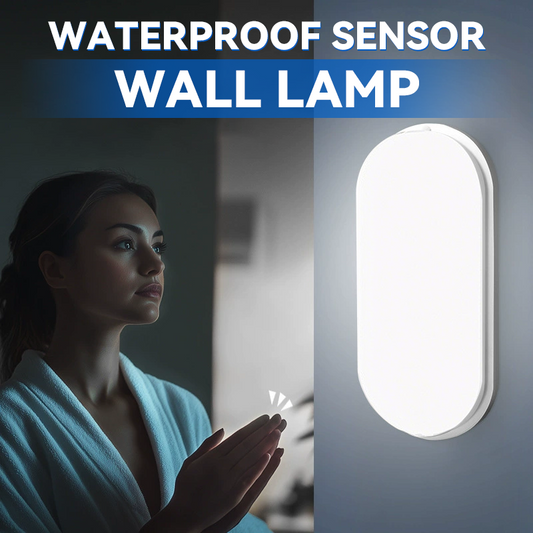 Vattentät vägglampa med rörelsesenso