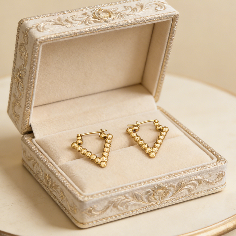 "Abstrakt kärlek" örhänge