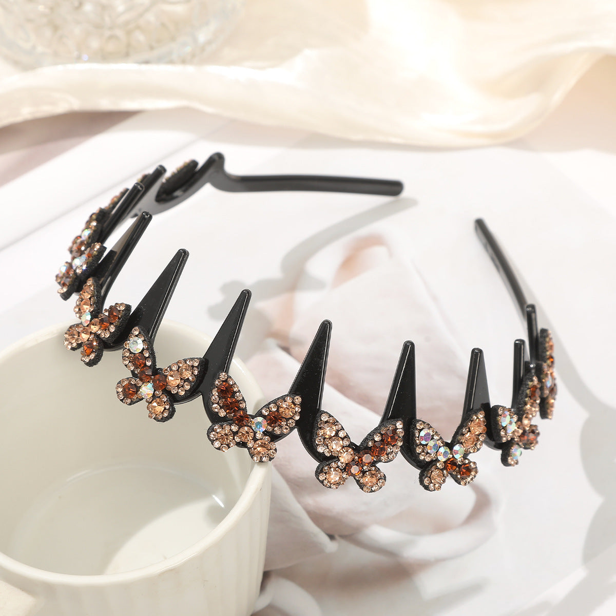 💥Set med vågformade kristallhårband – Lätt, halkfritt och flickaktigt hårsmycke, glittrande vågformade hårband med kristalldetaljer för bröllop och vardagsbruk, flickaktiga och feminina accessoare