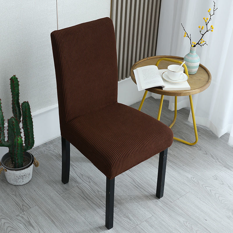 Stolsöverdrag – ge en gammal stol ett nytt och fräscht utseende direkt!