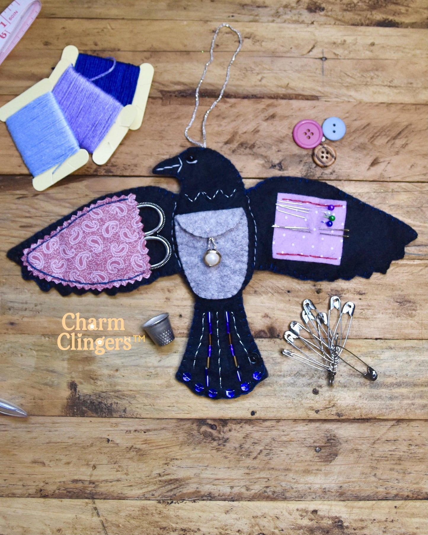 🖤 «Ravens minne – vokter av stikkene» 🪡✨