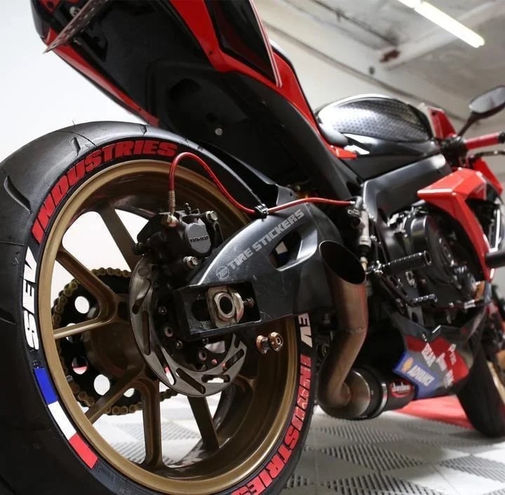 🔥Vattentät däckpenn