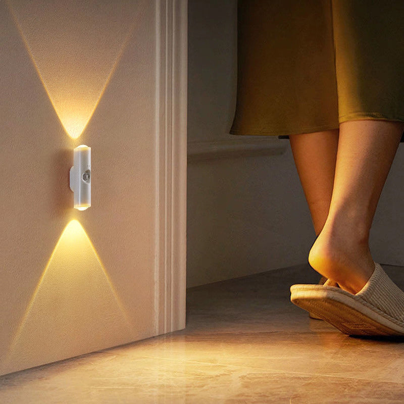 Smart LED-nattlampa med rörelsesensor, dimbar RGB-vägglampa med färgskiftning, USB-uppladdningsbar magnetisk självhäftande stämningsbelysning med färgövergångar för sovrum, hall och entré – inredningsdetaljer för hemme
