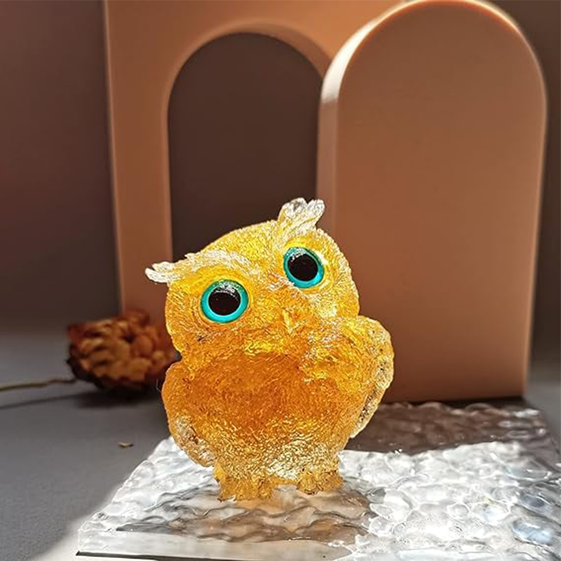 Söt dekorativ ugglefigur