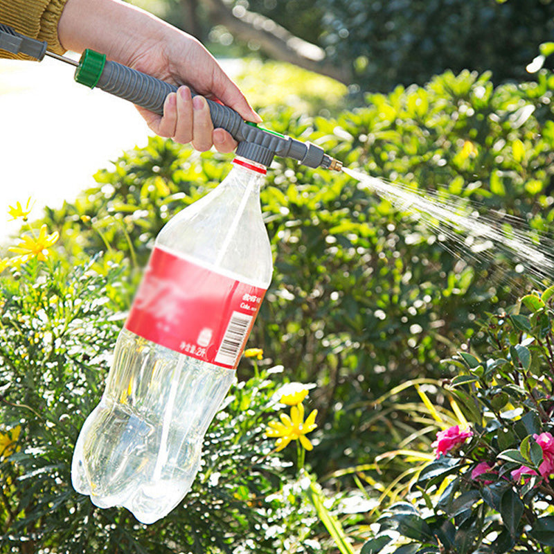 🌿50 % RABATT JUST NU! Manuell spruta för dryckesflaskor med justerbart munstycke – bärbart DIY-sprutverktyg för trädgården, passar vanliga plastflaskor för bevattning, gödsling och skadedjursbekämpning